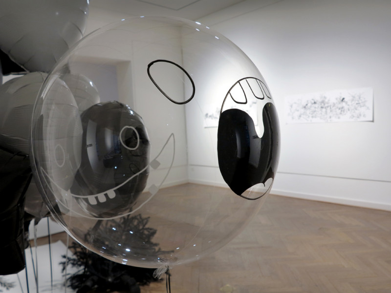 Helena Hernández – Crossing the Line