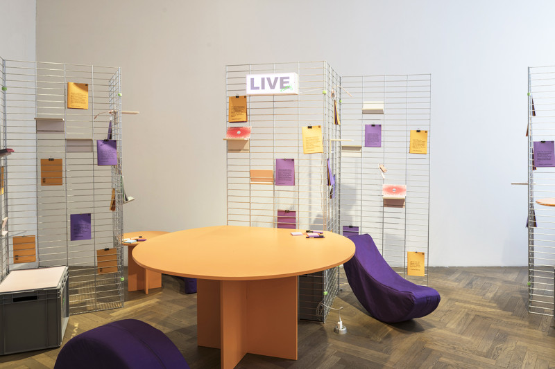 Bild für TAKING SPACE IS A FEMINIST ACT